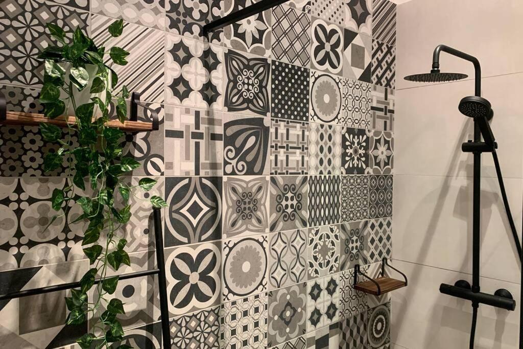 Cool City Center Apt. @ Metro And Shopping Street Βιέννη Εξωτερικό φωτογραφία